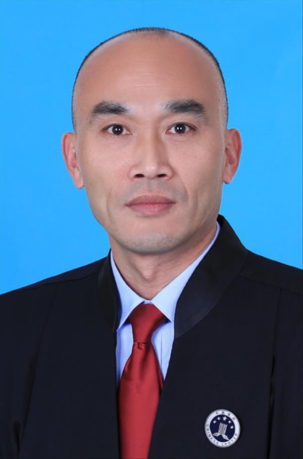 李军