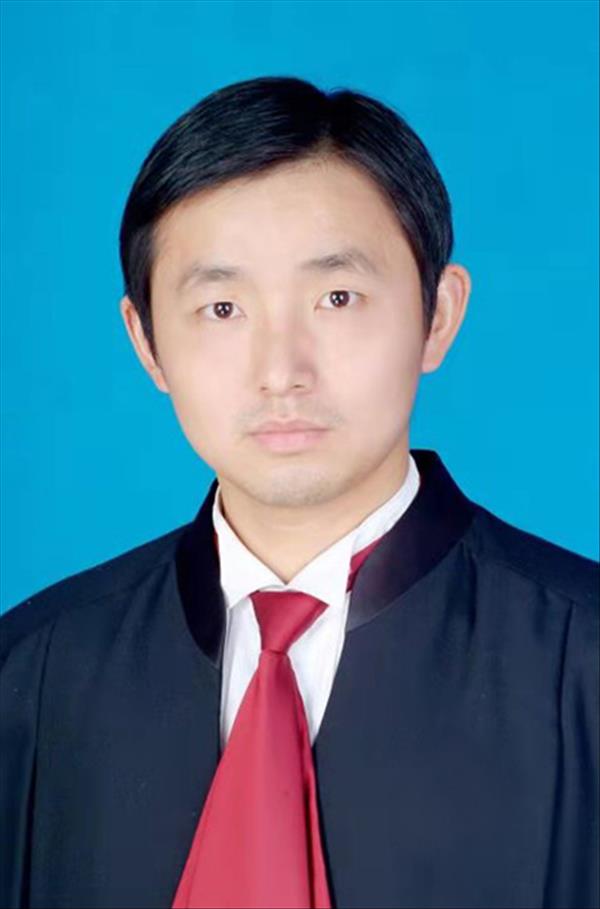 吴新征