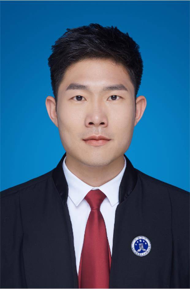 杨成