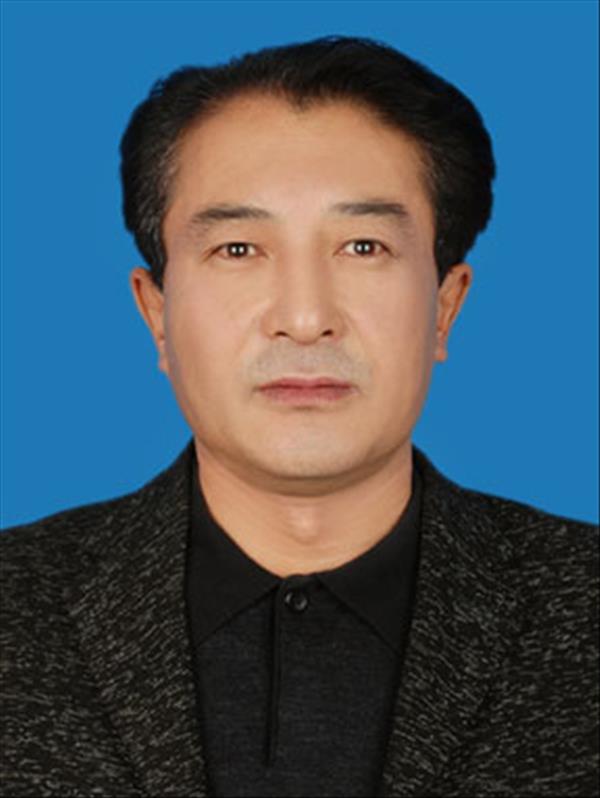 李建伟