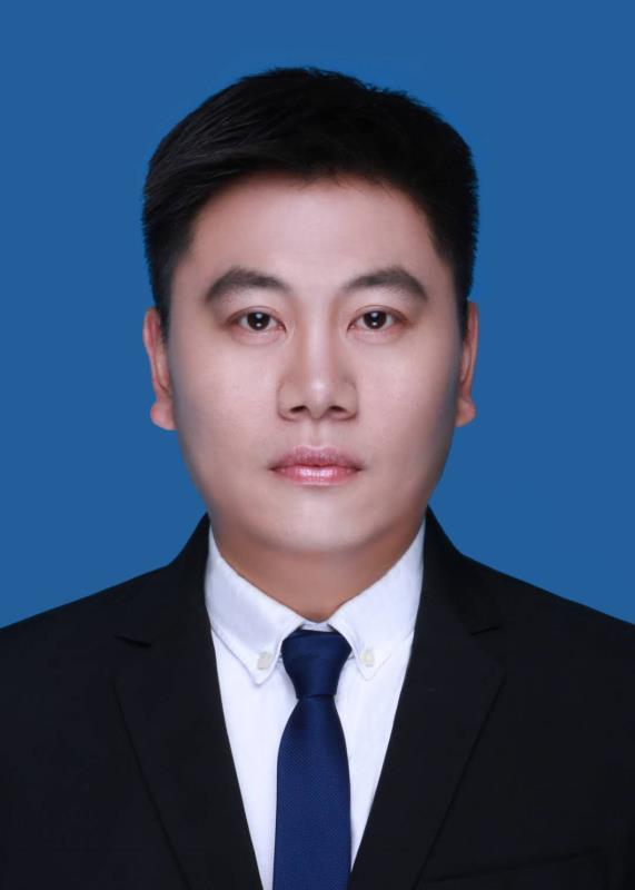 张万利