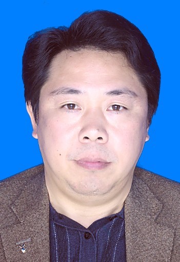 罗新文