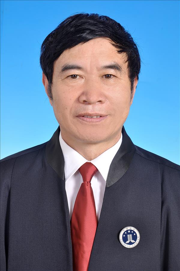 张爱林