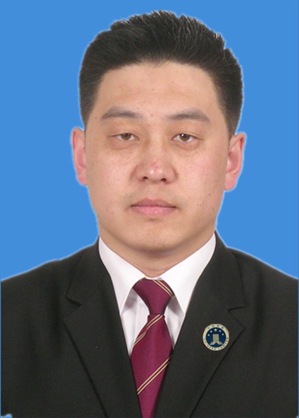 张锐
